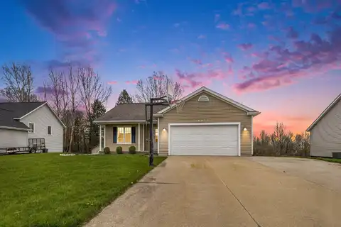 6976 Shady Knoll Drive SE, Caledonia, MI 49316