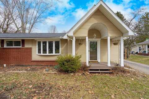 297 E Washington Street, Almont, MI 48003