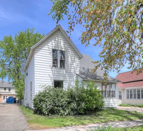 13 W 17th St Street, Holland, MI 49423