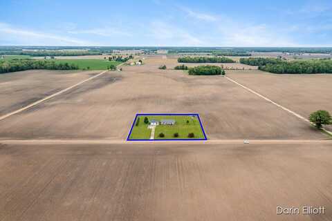 1141 E Tupper Lake Road, Lake Odessa, MI 48849