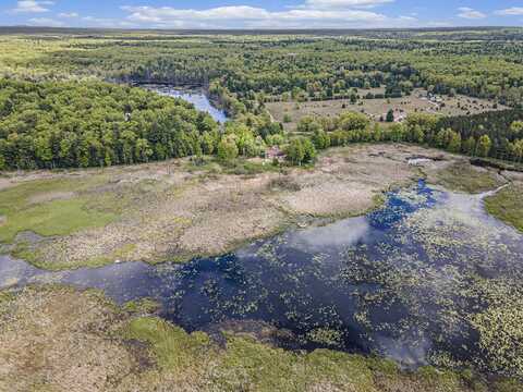 5901 Sweeter Road, Twin Lake, MI 49457