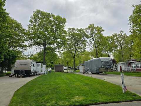9651 S Orca Circle, Baldwin, MI 49304