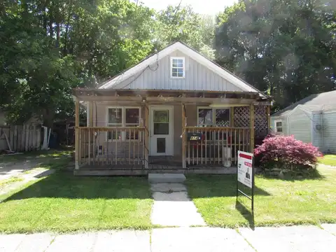 814 Ira Avenue, Kalamazoo, MI 49048