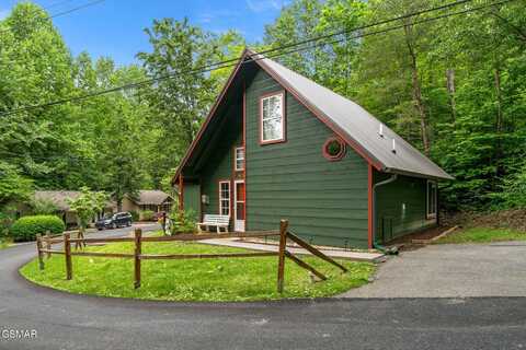 632 Morning Mist Way, Gatlinburg, TN 37738