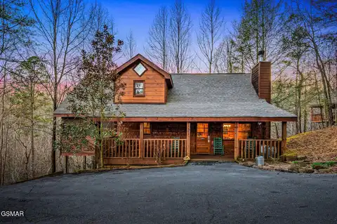 2306 Avon Circle, Sevierville, TN 37876
