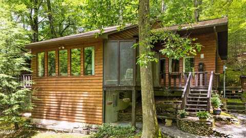 2537 Waldens Creek Road, Sevierville, TN 37862