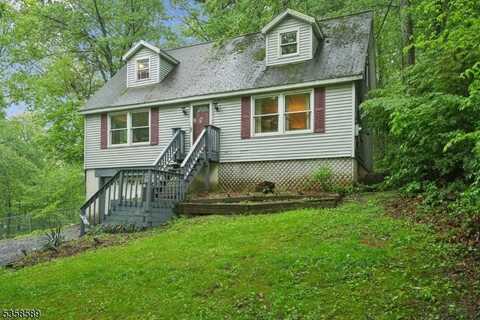 11 New York Ave, Wantage, NJ 07461