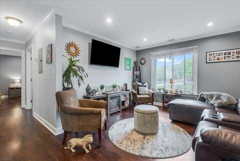 7117 Dell Pl, Stanhope, NJ 07874
