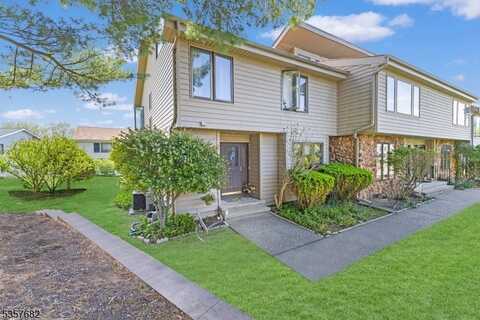 287 Cheyenne Rd, Andover, NJ 07848
