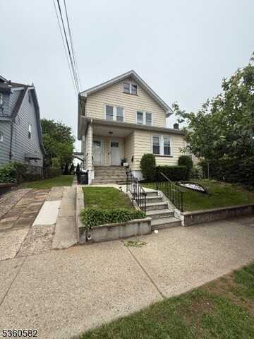 767 6Th St, Lyndhurst, NJ 07071