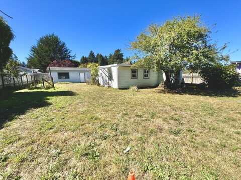 1942 Crowell Lane, Eureka, CA 95503