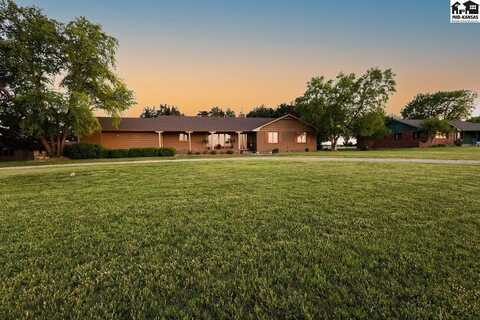 1239 Moccasin Rd, McPherson, KS 67460