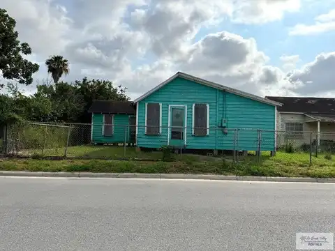 924 C ST., BROWNSVILLE, TX 78520
