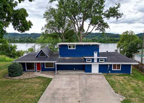 191 Private Drive 8358, South Point, OH 45680