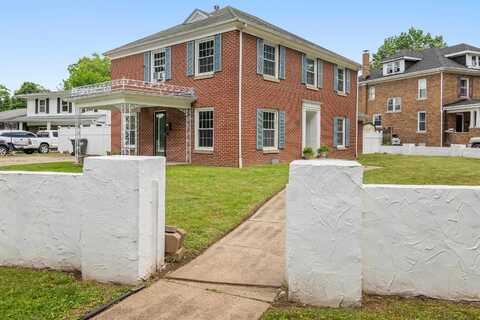 1300 Enslow Boulevard, Huntington, WV 25701