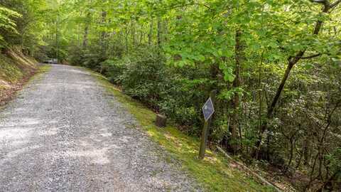 11 Power Line Road, Glenville, NC 28736