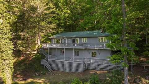 233 Strawberry Hill Road, Cullowhee, NC 28723
