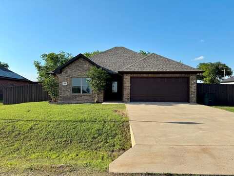 2004 Clay St, Mabank, TX 75147