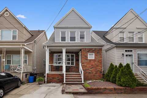 179 WEST 8TH ST, Bayonne, NJ 07002