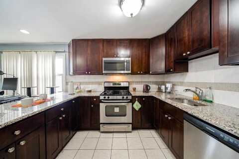 9 GILES AVE, JC, Journal Square, NJ 07306