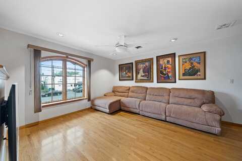 58 AVENUE C, Bayonne, NJ 07002