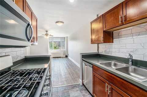 600 E 8th Street, Kansas City, MO 64106