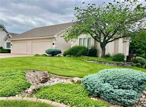 613 NW Alexa Lane, Lees Summit, MO 64081