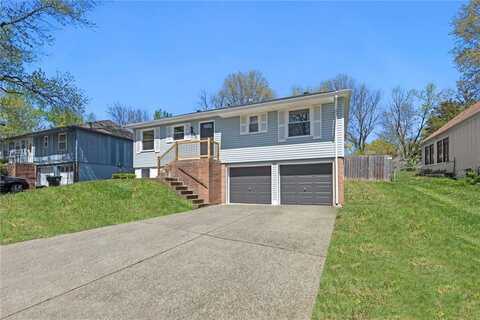 2501 NW Kingsridge Drive, Blue Springs, MO 64015