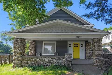 509 Pottawatomie Street, Leavenworth, KS 66048
