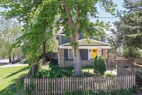 509 Pottawatomie Street, Leavenworth, KS 66048