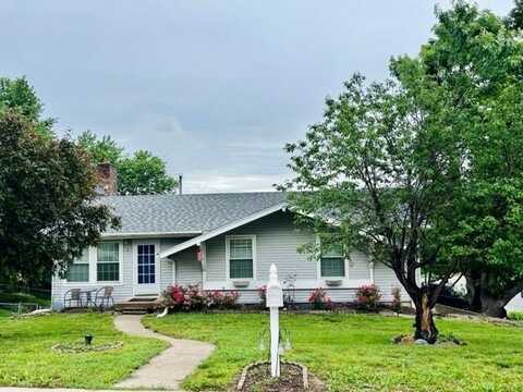 1 N Vine View Street, Platte City, MO 64079