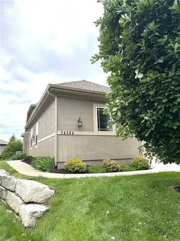 24584 W 110th Street, Olathe, KS 66061