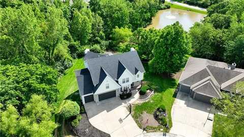 10223 River Hills Court, Parkville, MO 64152