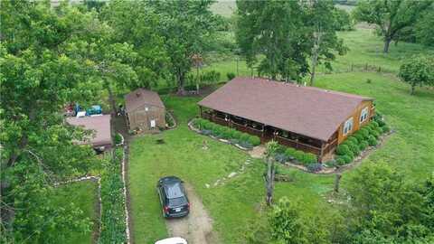 4691 New Hampshire Road, Bronson, KS 66716