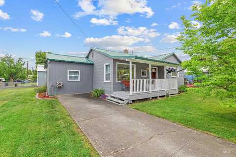 3233 8th Street, Lewiston, ID 83501