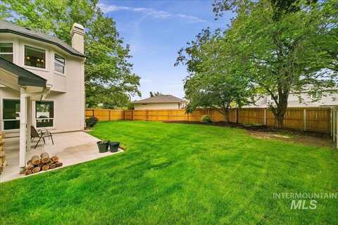 9874 W Whirlaway Ct, Boise, ID 83704