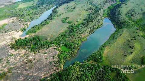 1555 Sadorus Hill Road, Ashton, ID 83420