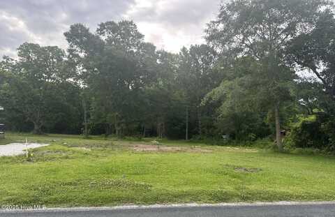 222 Fulcher Landing Road, Sneads Ferry, NC 28460