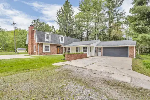 8925 Chubb Road, Northville, MI 48168