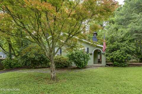 2515 Fenwood Drive, Knoxville, TN 37918