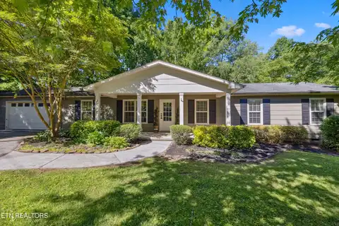 1333 SW Park Glen Rd, Knoxville, TN 37919