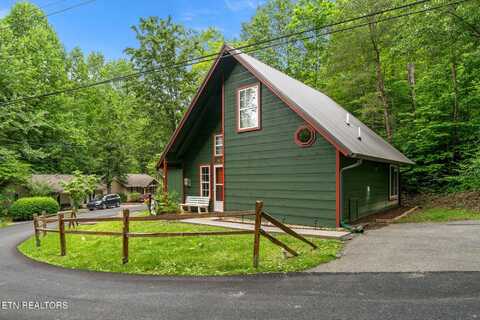 632 Morning Mist Way, Gatlinburg, TN 37738