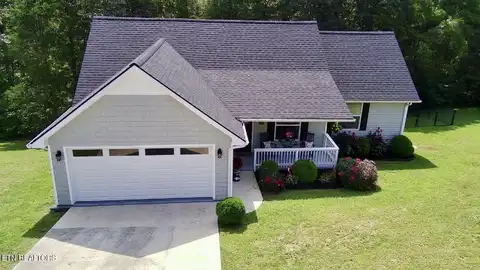 323 Wilson Hurst St, Tazewell, TN 37879