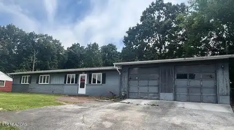 1604 Wandering Rd, Knoxville, TN 37912
