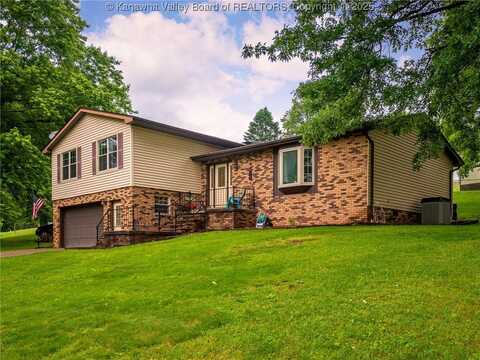 174 Pine Drive, Poca, WV 25159