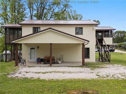 67 Poplar Drive, Scott Depot, WV 25560