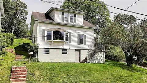 918 Greendale Drive, Charleston, WV 25302