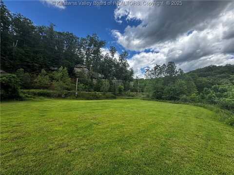 12689 Frame Road, Walton, WV 25071