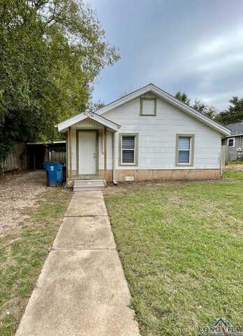 902 Harris Avenue, Kilgore, TX 75662