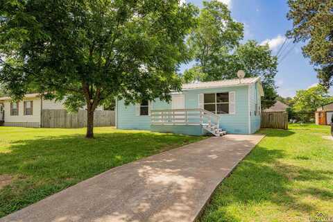 100 Dickson Ct, Kilgore, TX 75662